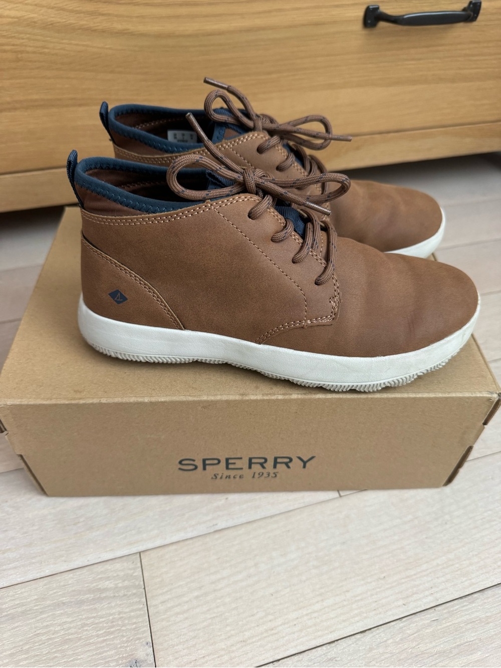 Sperry boys Brown Chukka Sneaker Boots
